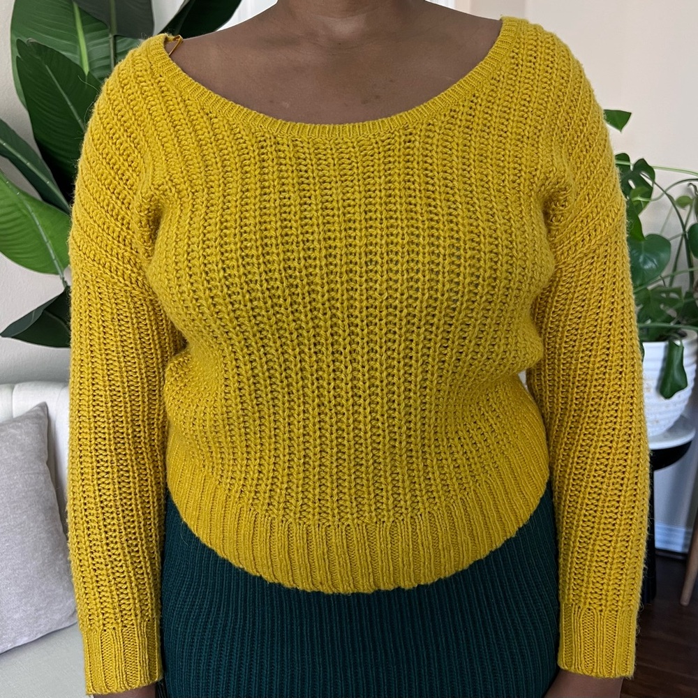 Yes Lola Mustard Yellow Back Knot Cropped Knit Sweater – Size XS (Runs Big) - Picture 5 of 5
